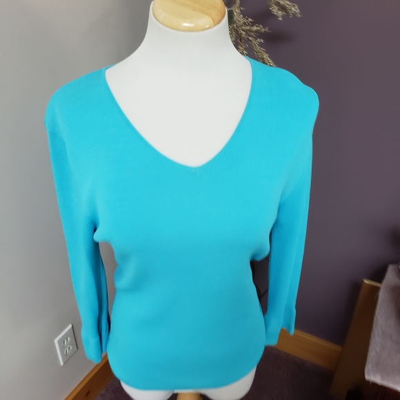 Top - Picture 1 of 7